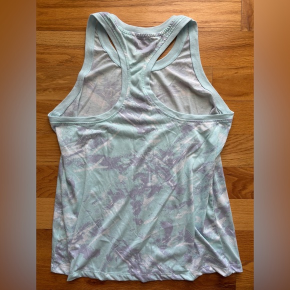 Nike Retro Racerback Tank - Picture 3 of 4